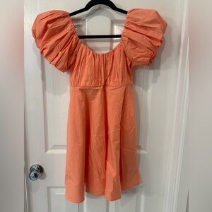 NWT peach Abercrombie & Fitch dress with the cutest bubble sleeves